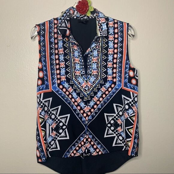 MOSSIMO Hi-Lo sleeveless top with collar - Picture 2 of 7